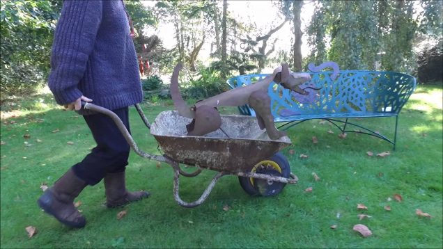 Art with movement in New Holland